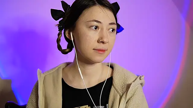 chibi moon  online show from 23, 12, 2024