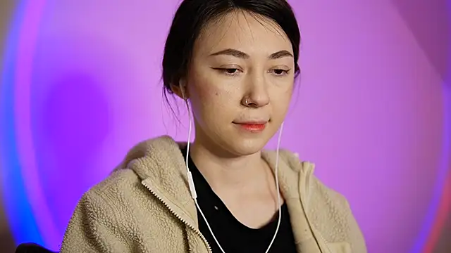 chibi moon  online show from 15, 1, 2025