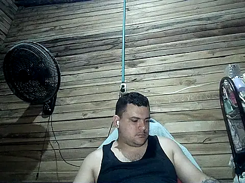 Snapshot of Arcangel_05 chatting on 7, 7, 2026 Arcangel 05 online show from 7, 7, 2026