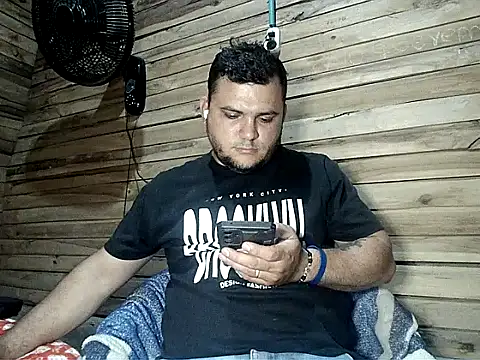 Arcangel 05 online show from 10, 5, 2026