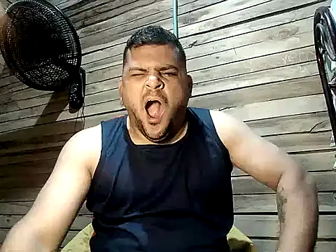 Arcangel 05 online show from 11, 4, 2026