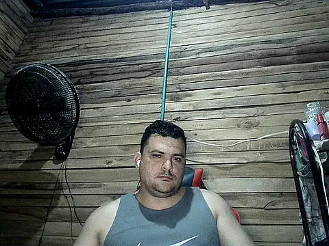 Snapshot of Arcangel_05 chatting on 9, 7, 2026 Arcangel 05 online show from 9, 7, 2026