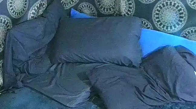 Snapshot of LunaRai chatting on 24, 12, 2024 LunaRai online show from 24, 12, 2024