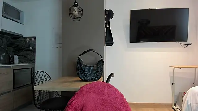 Snapshot of alexademie1 chatting on 10, 3, 2025 alexademie1 online show from 10, 3, 2025