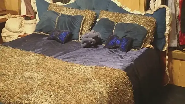 VanessaDoyle online show from 17, 1, 2026