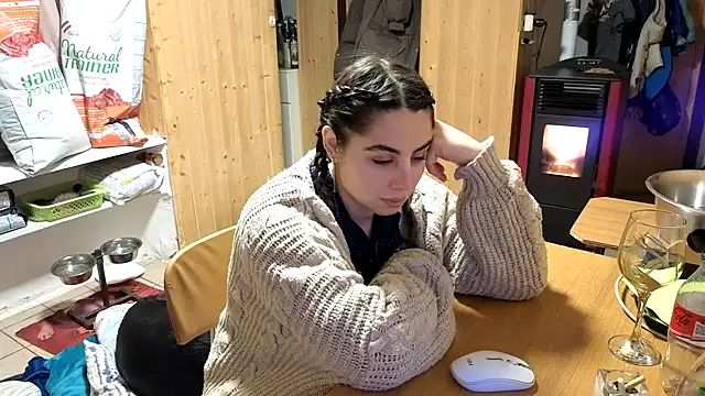 VanessaDoyle online show from 10, 2, 2026