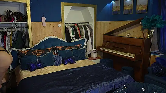 VanessaDoyle online show from 22, 9, 2025