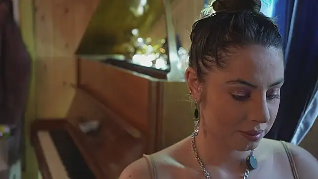 VanessaDoyle online show from 27, 10, 2025