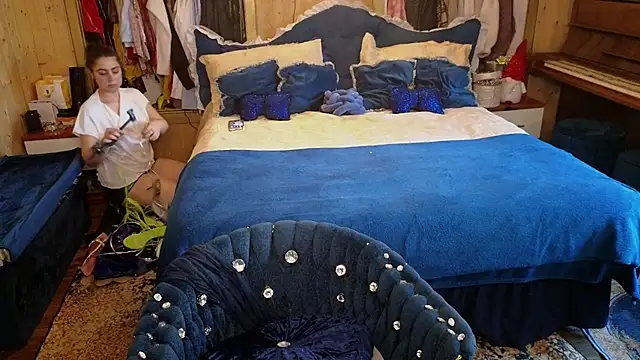 VanessaDoyle online show from 14, 12, 2025