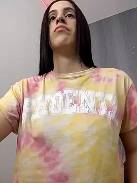 Amira Milker online show from 20, 3, 2025