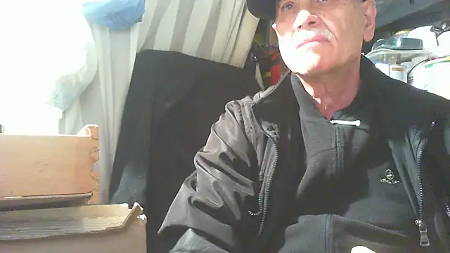 nonnomaturobisex online show from 21, 10, 2025