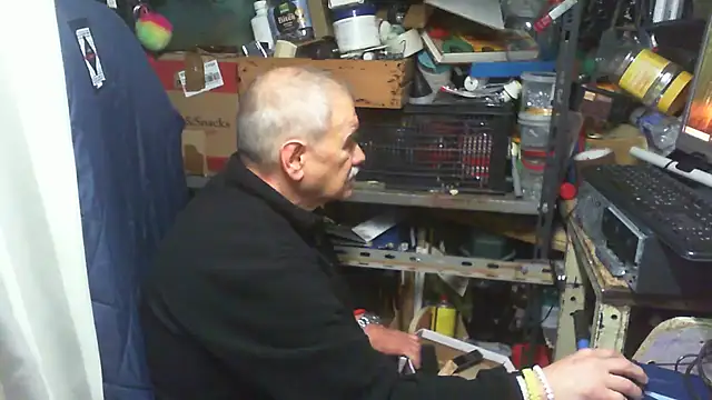 nonnomaturobisex online show from 13, 4, 2026