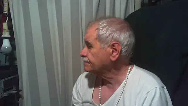 Snapshot of nonnomaturobisex chatting on 21, 5, 2026 nonnomaturobisex online show from 21, 5, 2026