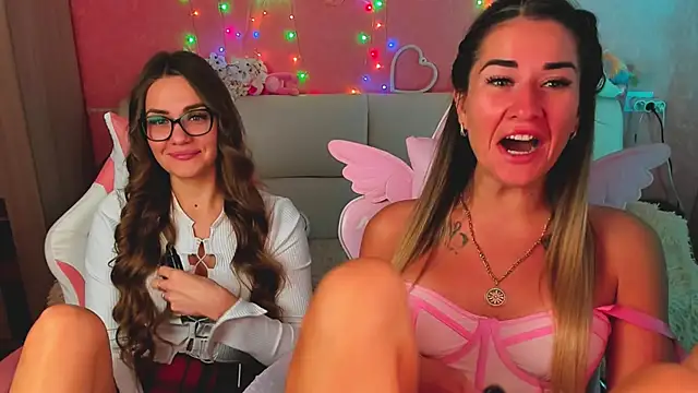 ivannatompsonnn online show from 15, 6, 2026