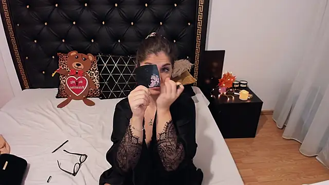 PreciousAillyn online show from 12, 11, 2025