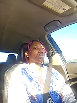 oliviaprettypussy online show from 13, 2, 2026