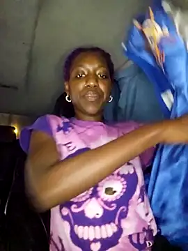 oliviaprettypussy online show from 23, 11, 2025