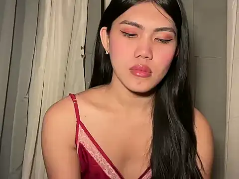 Delicate Savannah online show from 11, 9, 2025