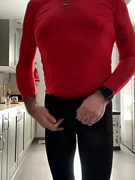 Snapshot of louh261 chatting on 7, 1, 2026 louh261 online show from 7, 1, 2026