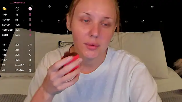 Snapshot of LianaFord chatting on 19, 7, 2026 LianaFord online show from 19, 7, 2026