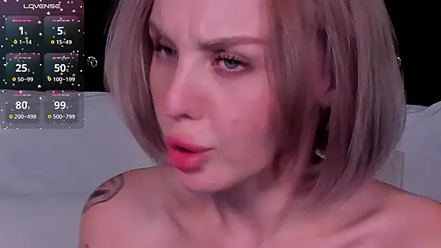 Snapshot of LianaFord chatting on 14, 9, 2025 LianaFord online show from 14, 9, 2025