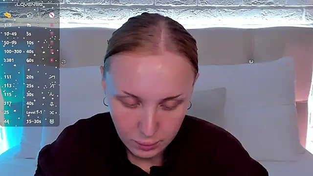 Snapshot of LianaFord chatting on 13, 7, 2026 LianaFord online show from 13, 7, 2026
