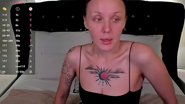 LianaFord online show from 6, 4, 2026