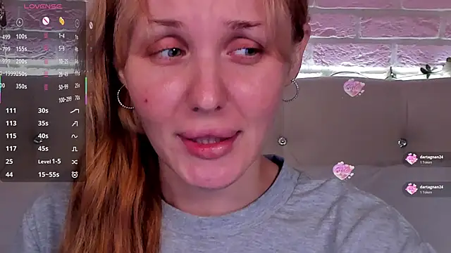 Snapshot of LianaFord chatting on 4, 12, 2025 LianaFord online show from 4, 12, 2025