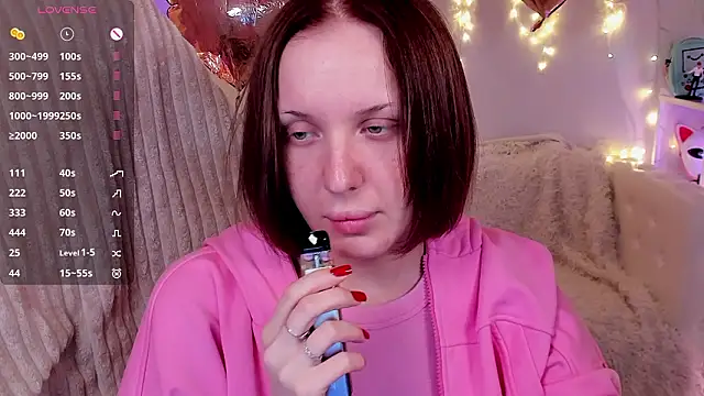 LianaFord online show from 8, 2, 2026