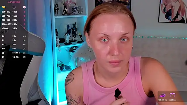 Snapshot of LianaFord chatting on 21, 6, 2026 LianaFord online show from 21, 6, 2026