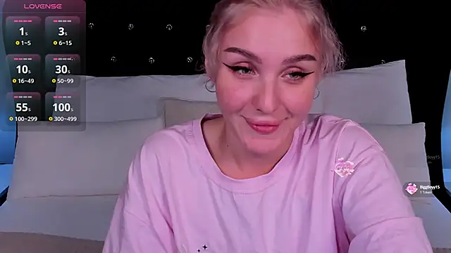 Snapshot of LianaFord chatting on 29, 9, 2025 LianaFord online show from 29, 9, 2025