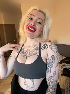 Snapshot of JennaLinn chatting on 4, 3, 2026 JennaLinn online show from 4, 3, 2026