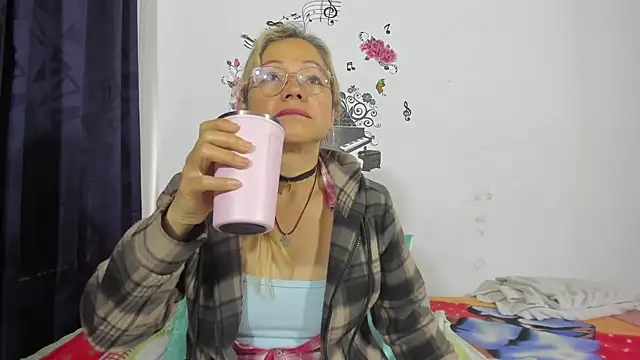 Snapshot of anthonela_mature_ chatting on 27, 2, 2025 anthonela mature online show from 27, 2, 2025