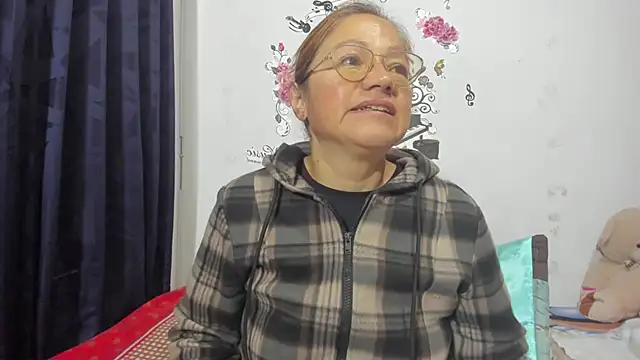 Snapshot of anthonela_mature_ chatting on 29, 10, 2025 anthonela mature online show from 29, 10, 2025