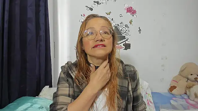 Snapshot of anthonela_mature_ chatting on 9, 10, 2025 anthonela mature online show from 9, 10, 2025