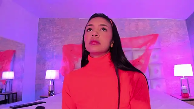 AntonellaRossi online show from 5, 10, 2025