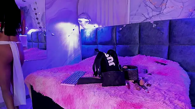 Snapshot of AntonellaRossi chatting on 22, 2, 2026 AntonellaRossi online show from 22, 2, 2026