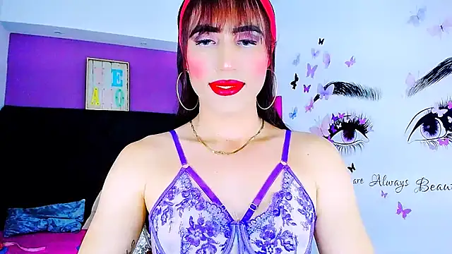 Snapshot of priscilahotker chatting on 15, 9, 2025 priscilahotker online show from 15, 9, 2025