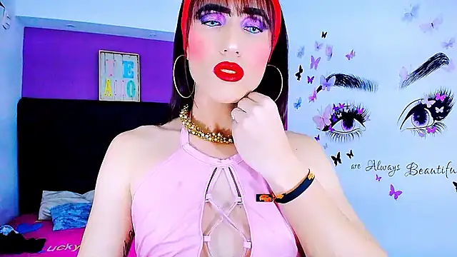 Snapshot of priscilahotker chatting on 17, 9, 2025 priscilahotker online show from 17, 9, 2025