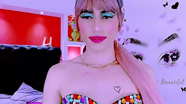 Snapshot of priscilahotker chatting on 15, 3, 2025 priscilahotker online show from 15, 3, 2025