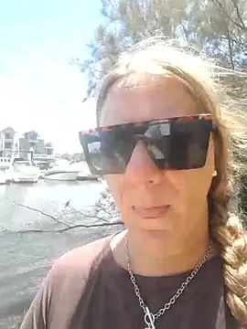 BubblegumCj online show from 15, 2, 2026