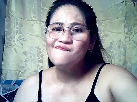 Snapshot of Amazing_Angel22 chatting on 27, 10, 2025 Amazing Angel22 online show from 27, 10, 2025