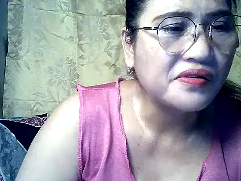 Snapshot of Amazing_Angel22 chatting on 24, 10, 2025 Amazing Angel22 online show from 24, 10, 2025