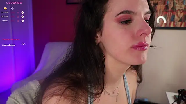 Roni Tailed online show from 5, 2, 2025