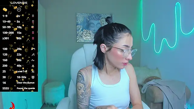 barbie scoth  online show from 28, 9, 2025