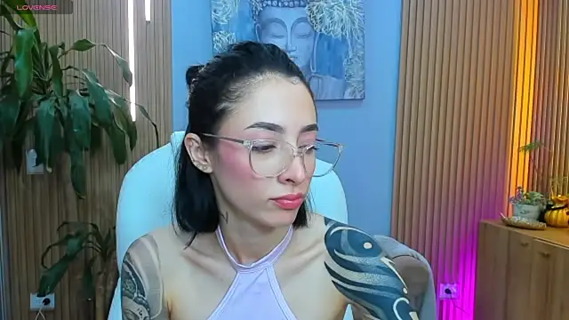 barbie scoth  online show from 17, 4, 2026