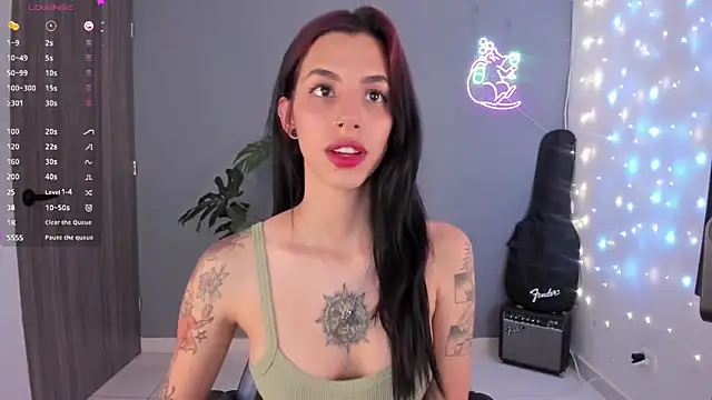 labrika  online show from 4, 10, 2025