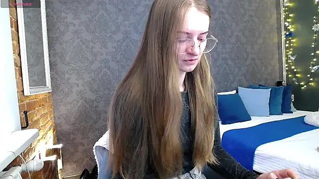 Snapshot of KateJonson chatting on 22, 11, 2025 KateJonson online show from 22, 11, 2025