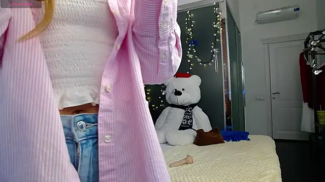 Snapshot of KateJonson chatting on 23, 9, 2025 KateJonson online show from 23, 9, 2025