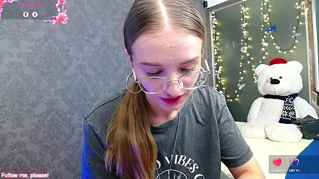 Snapshot of KateJonson chatting on 16, 9, 2025 KateJonson online show from 16, 9, 2025